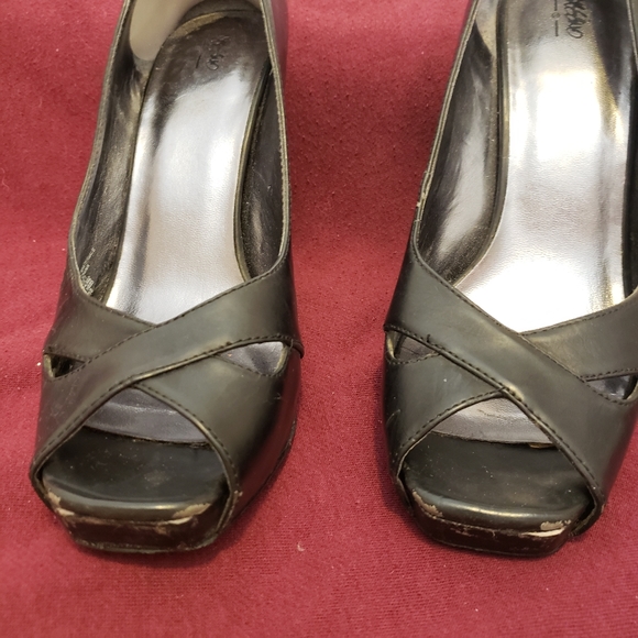 Black criss-cross stiletto heels by Mossimo sz 7.5 - Picture 4 of 10